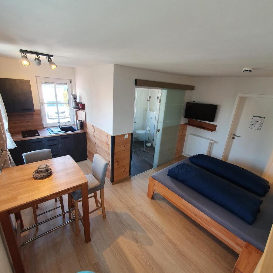Alte Backstube - Hüttenstube Und Ferienzimmer Auszeit Erkenbrechtsweiler